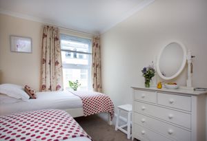 Photo 16- click for photo gallery